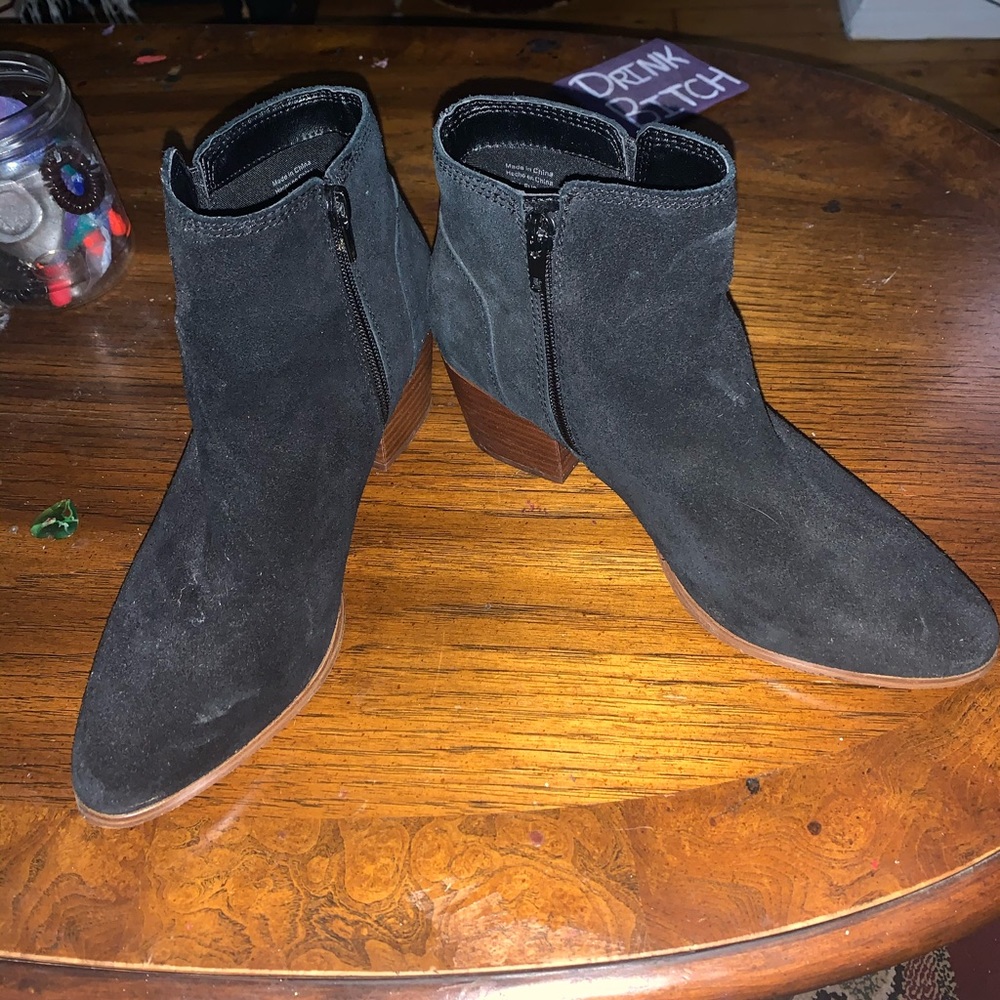 Closed toed zip up heels